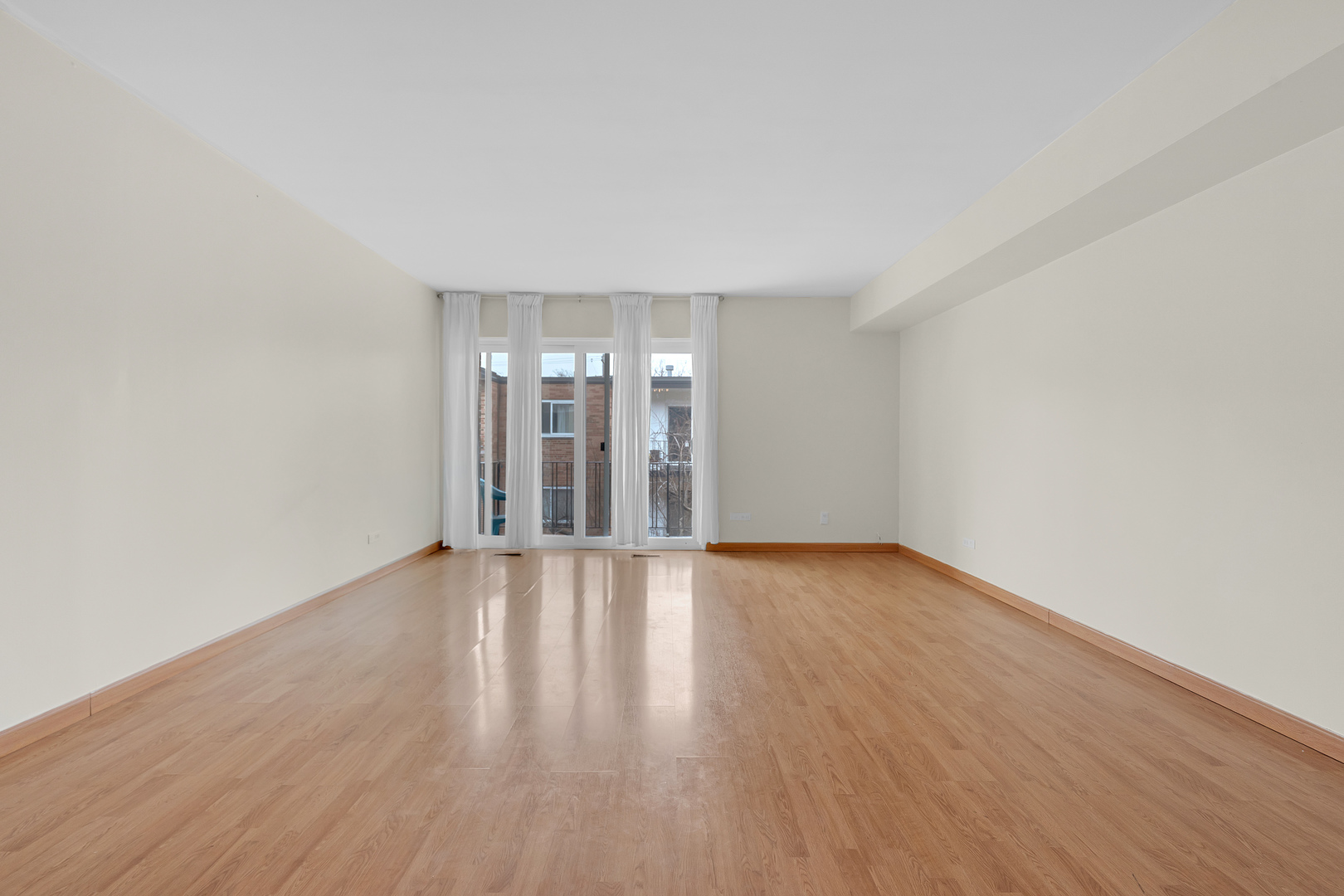 6961 N Oakley Avenue #304, Chicago, IL 60645