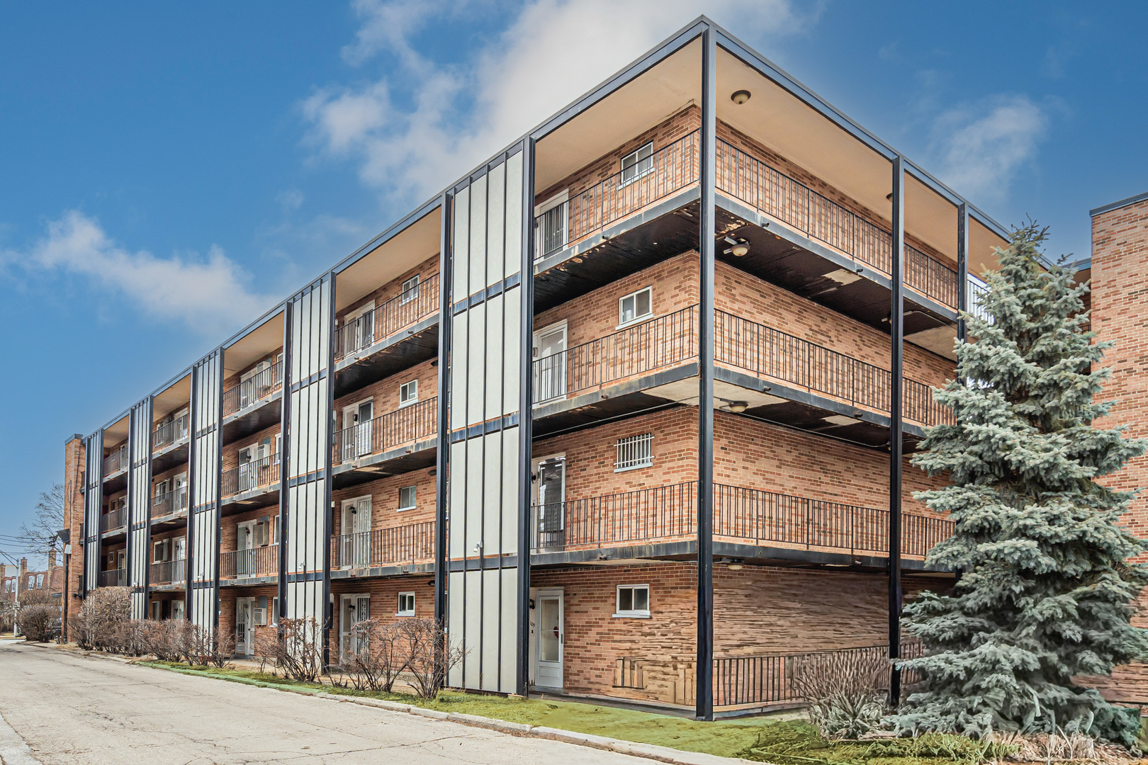 6961 N Oakley Avenue #304, Chicago, IL 60645