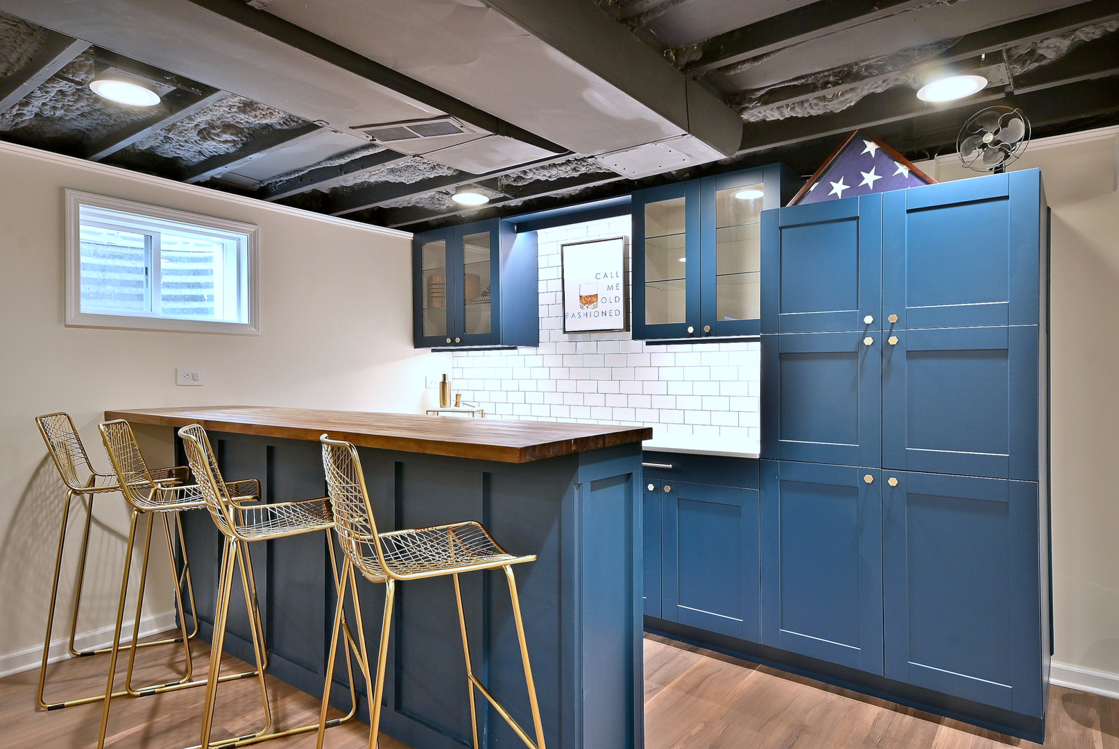 1105 S Euclid Avenue, Villa Park, IL 60181