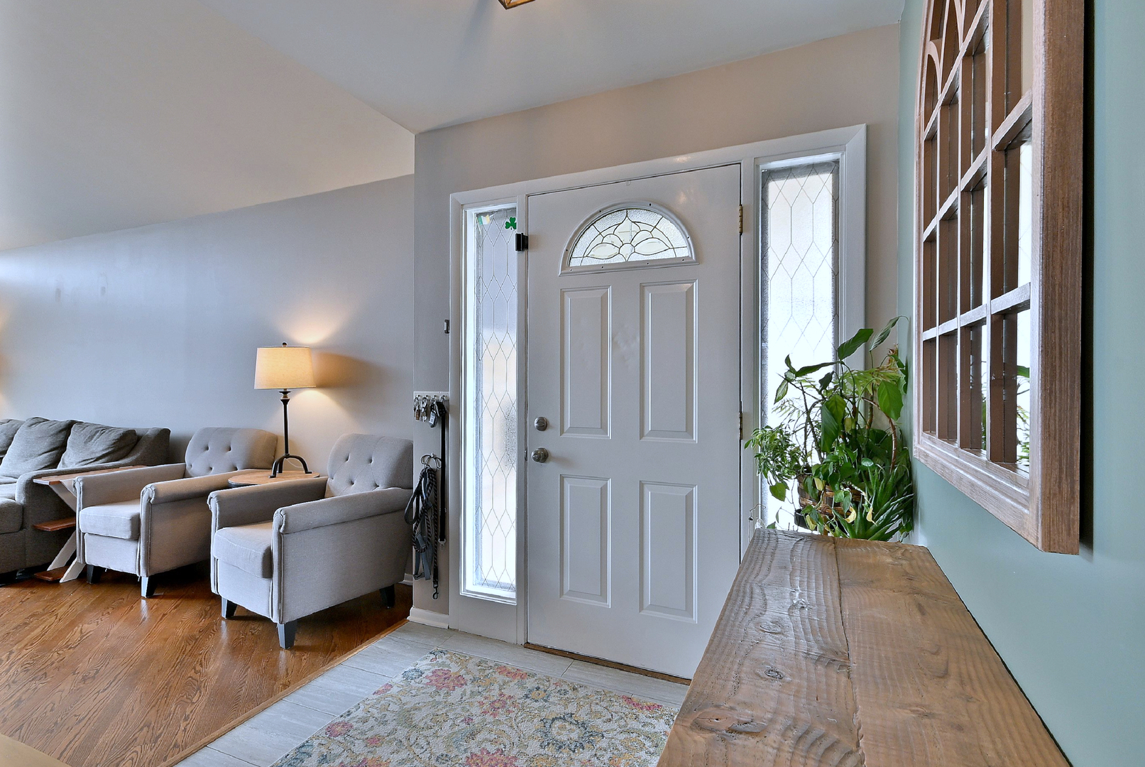 1105 S Euclid Avenue, Villa Park, IL 60181