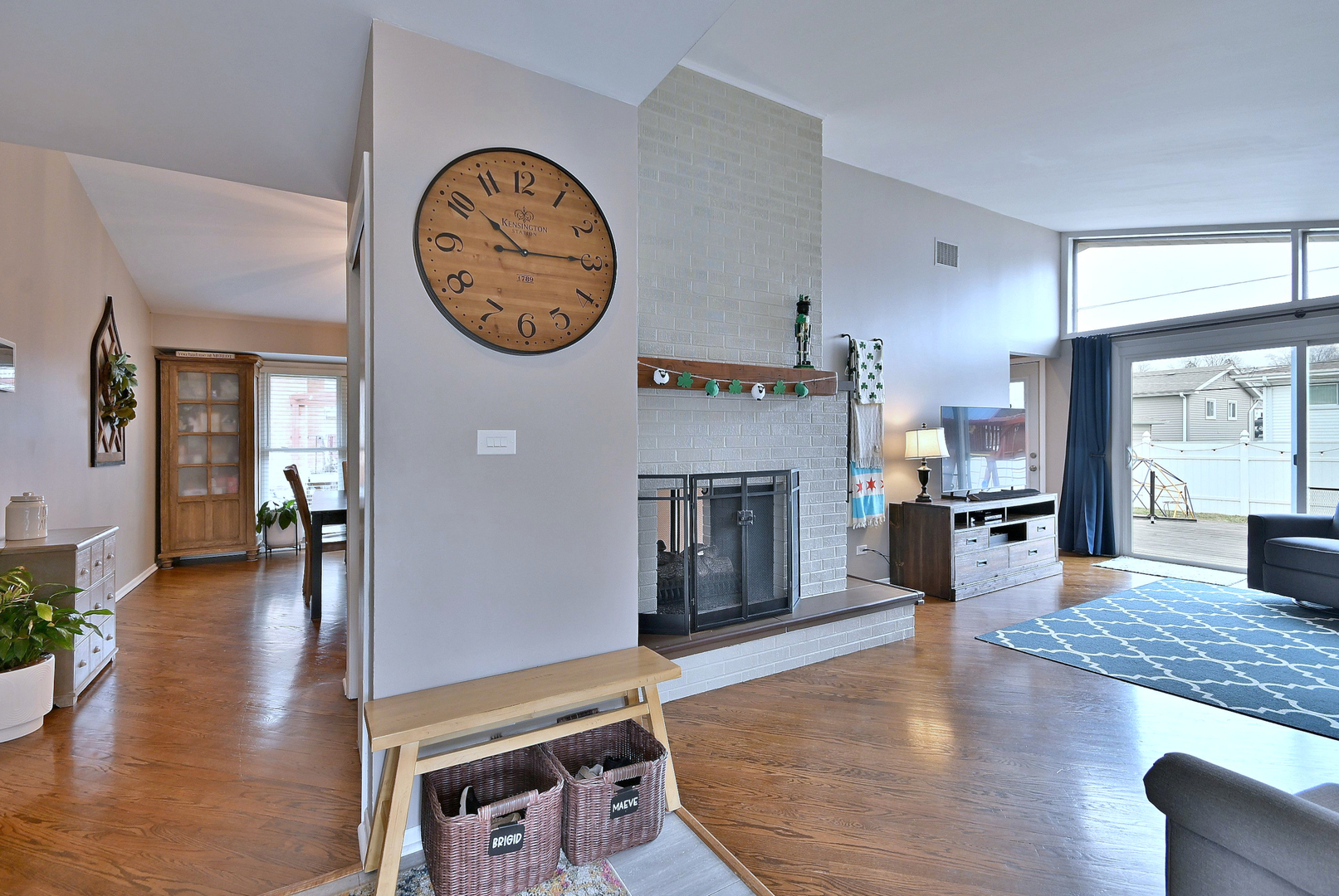 1105 S Euclid Avenue, Villa Park, IL 60181