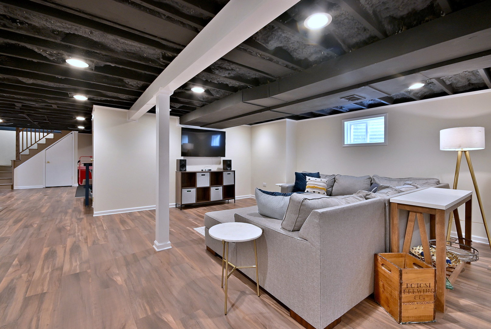 1105 S Euclid Avenue, Villa Park, IL 60181