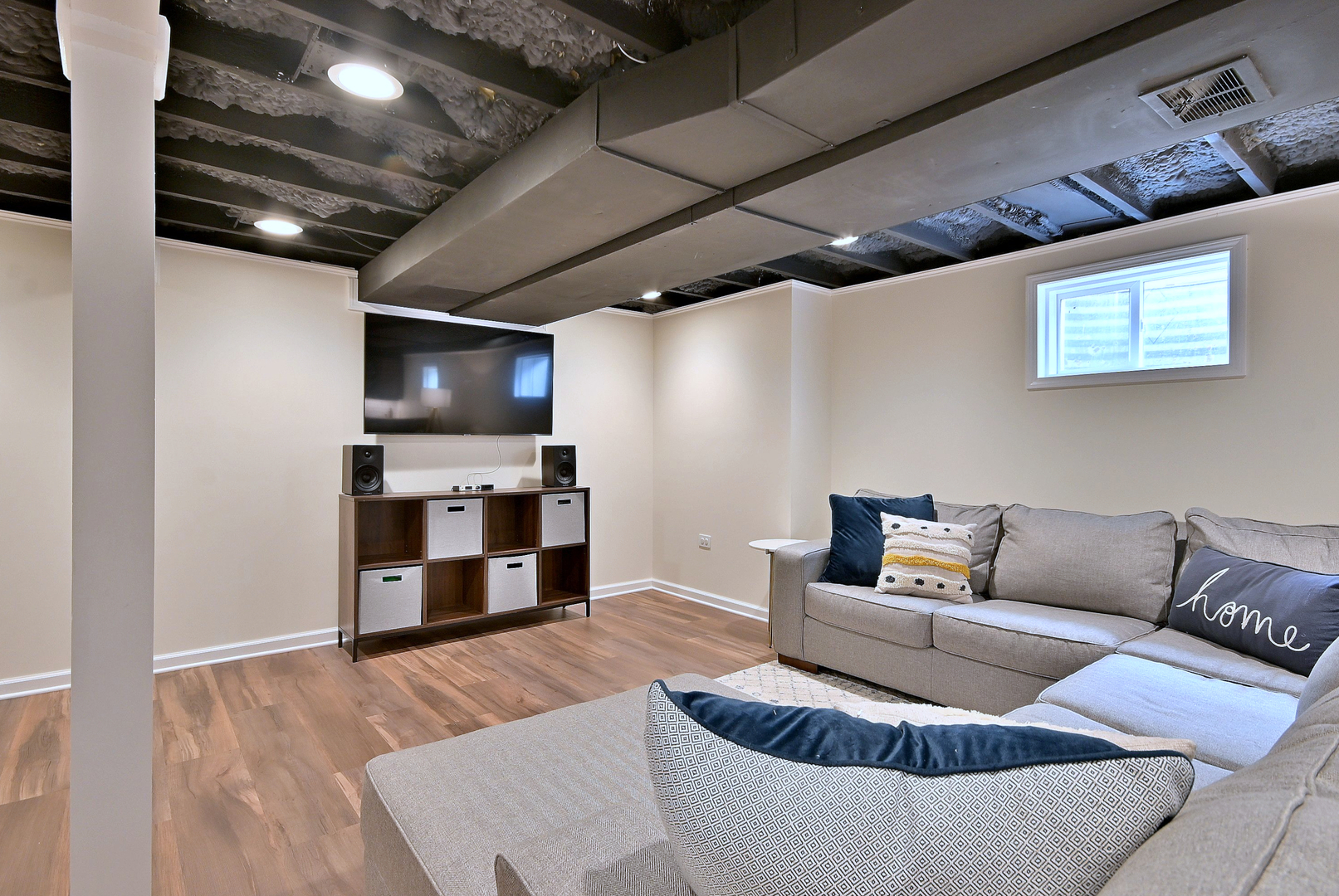 1105 S Euclid Avenue, Villa Park, IL 60181