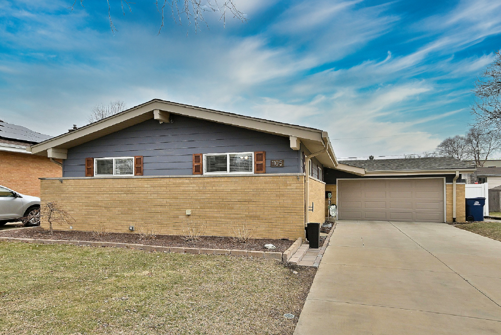 1105 S Euclid Avenue, Villa Park, IL 60181