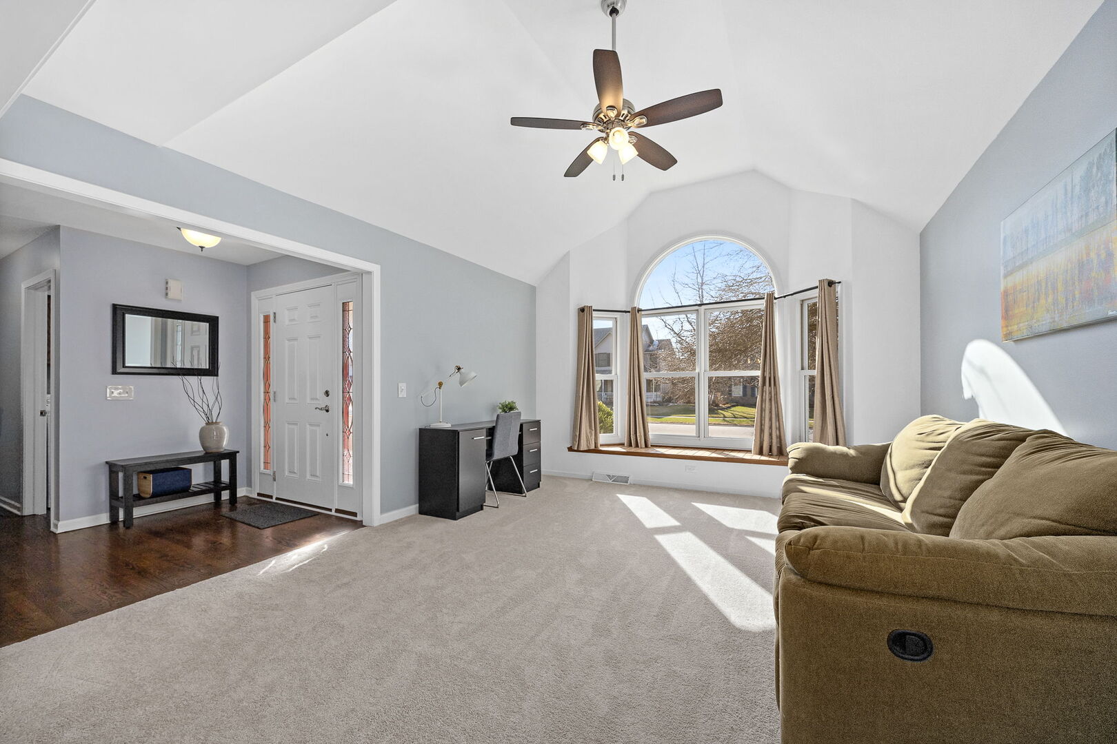 38 Breckenridge Drive, Aurora, IL 60504