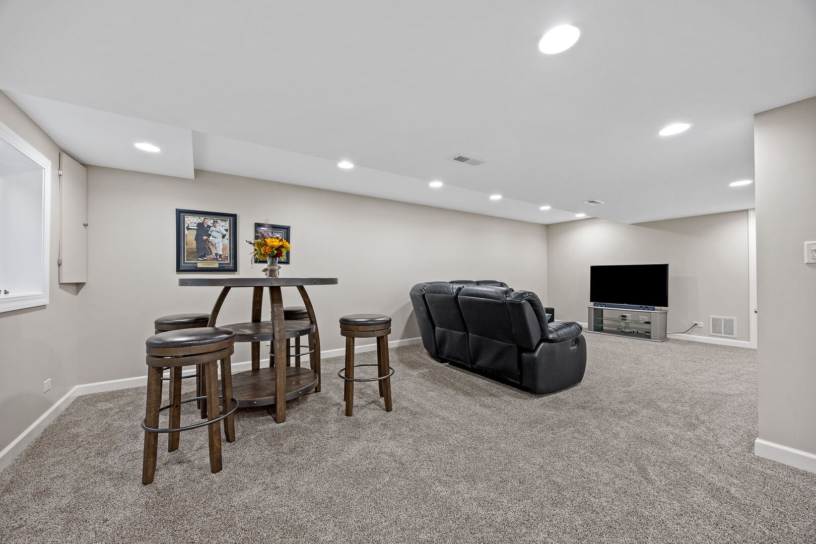 38 Breckenridge Drive, Aurora, IL 60504