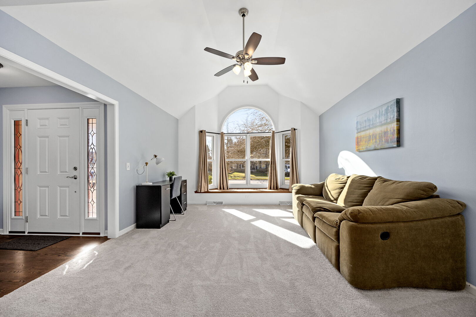 38 Breckenridge Drive, Aurora, IL 60504