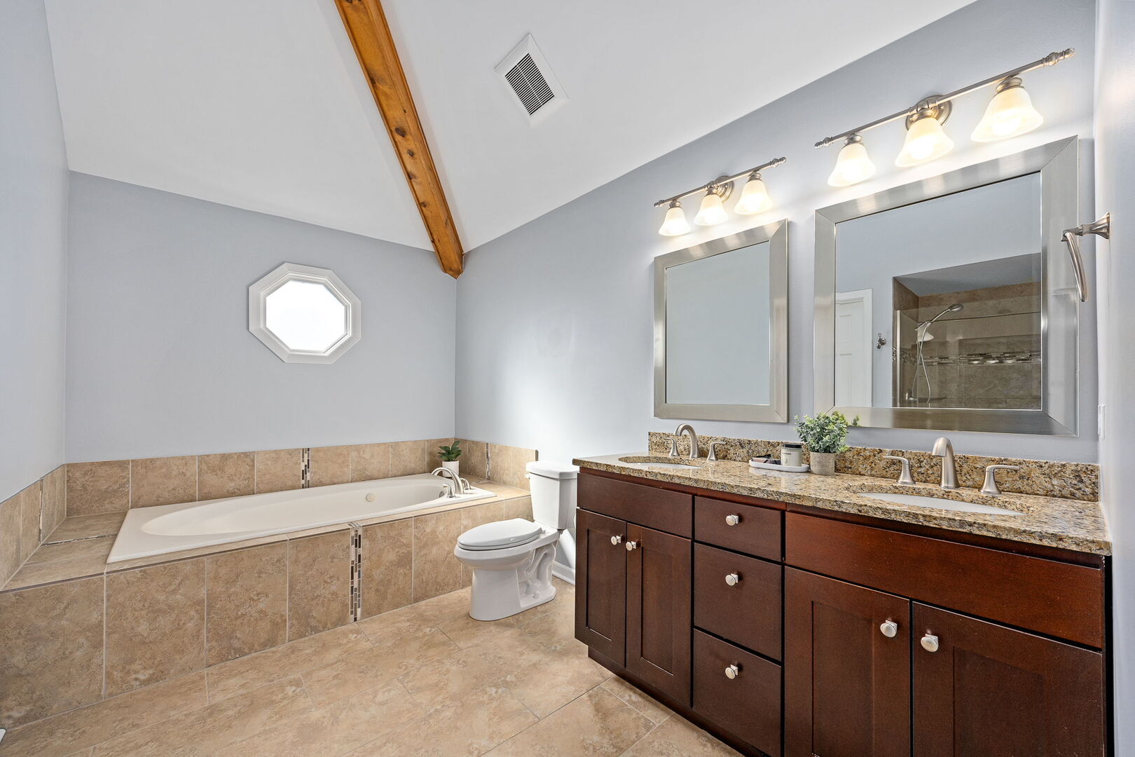 38 Breckenridge Drive, Aurora, IL 60504