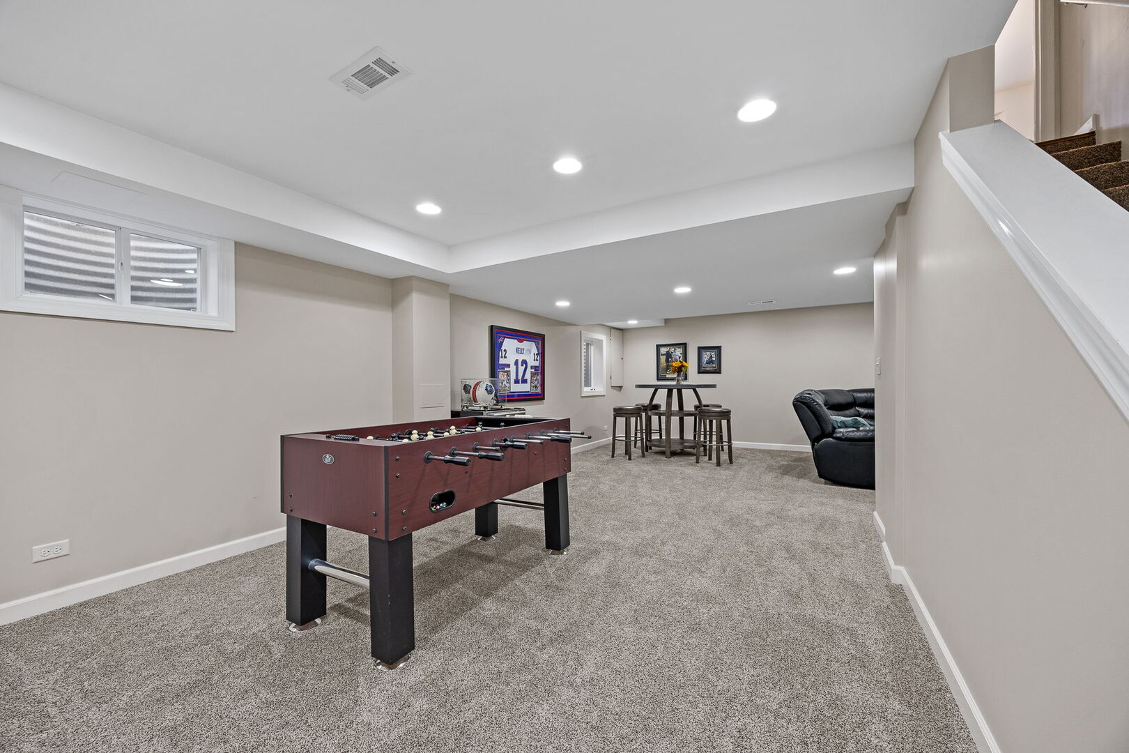 38 Breckenridge Drive, Aurora, IL 60504