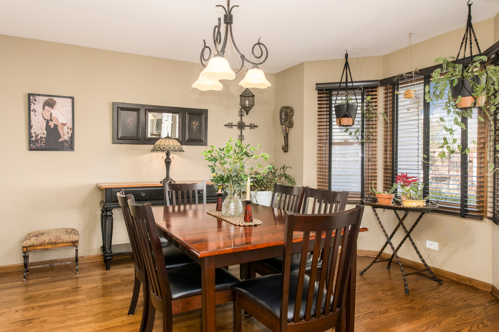 282 Waterford Drive, Lake Zurich, IL 60047