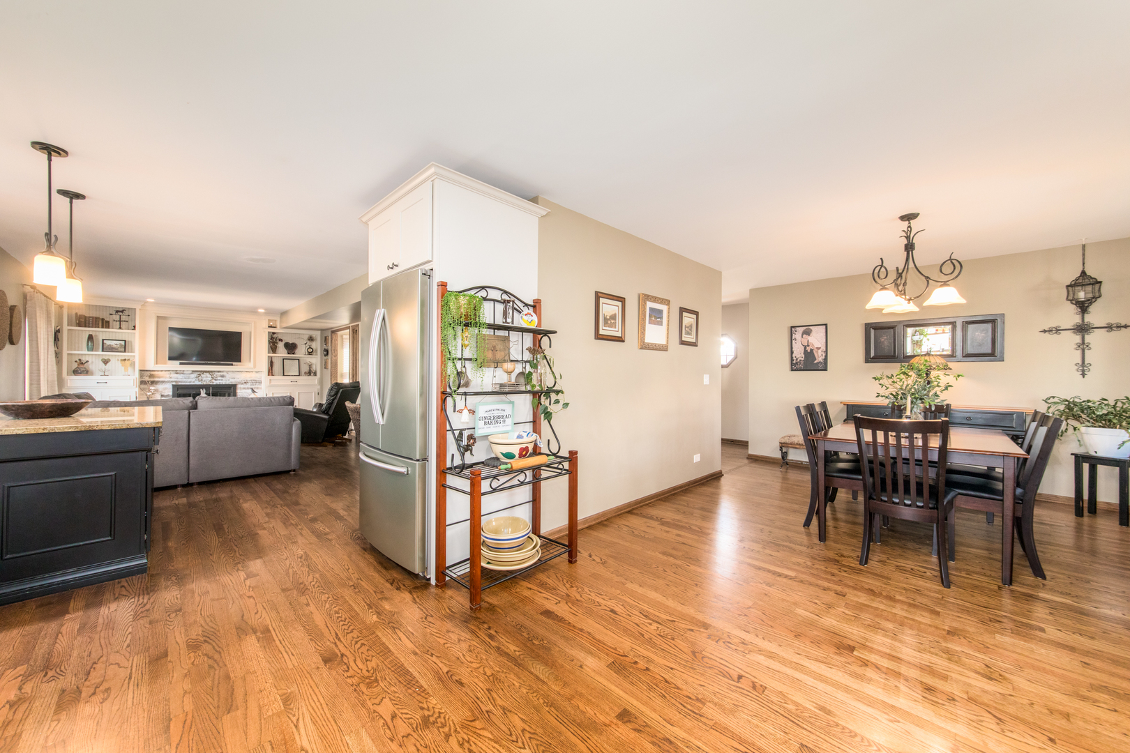 282 Waterford Drive, Lake Zurich, IL 60047