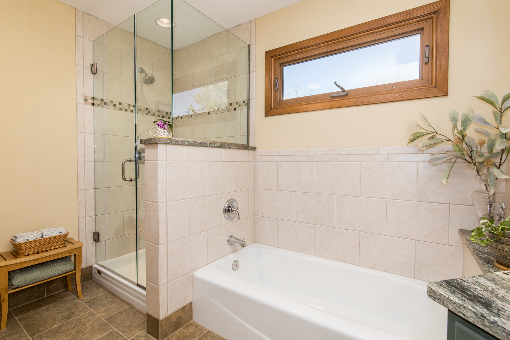 282 Waterford Drive, Lake Zurich, IL 60047