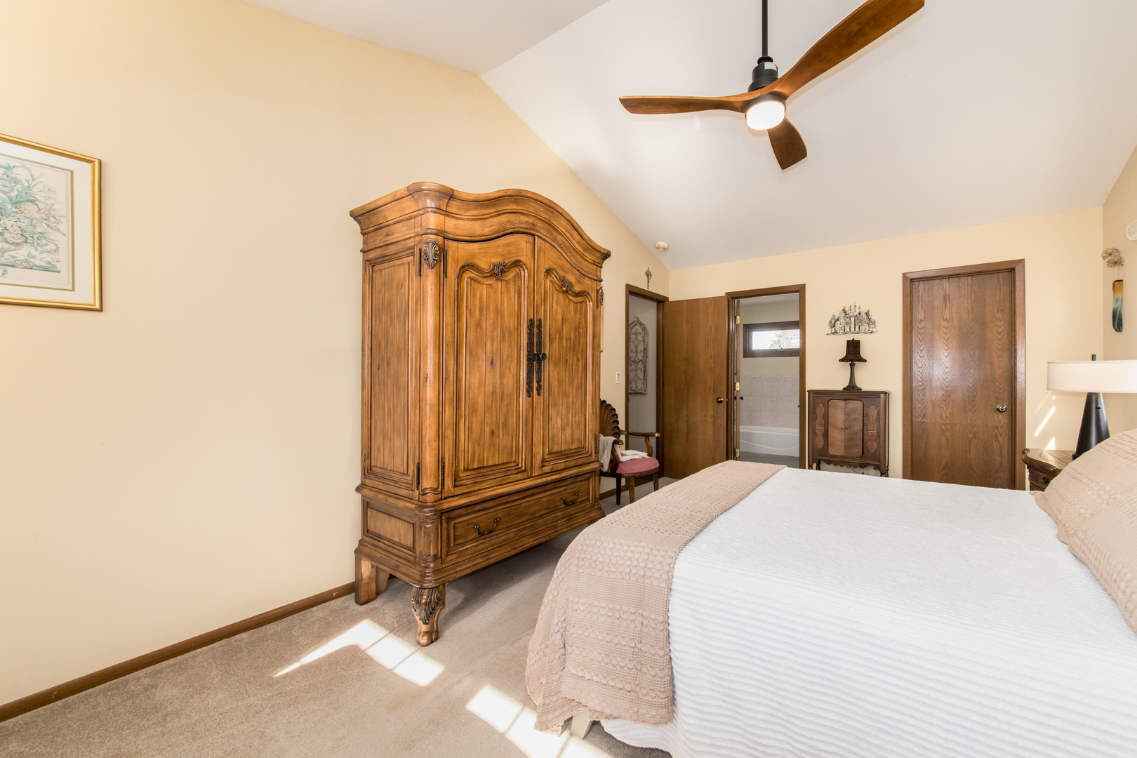 282 Waterford Drive, Lake Zurich, IL 60047