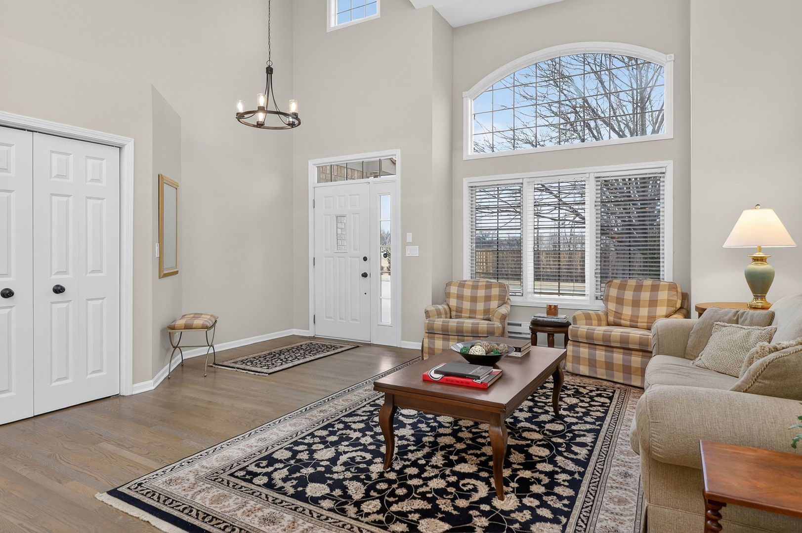 4937 COMMONWEALTH Avenue, Western Springs, IL 60558