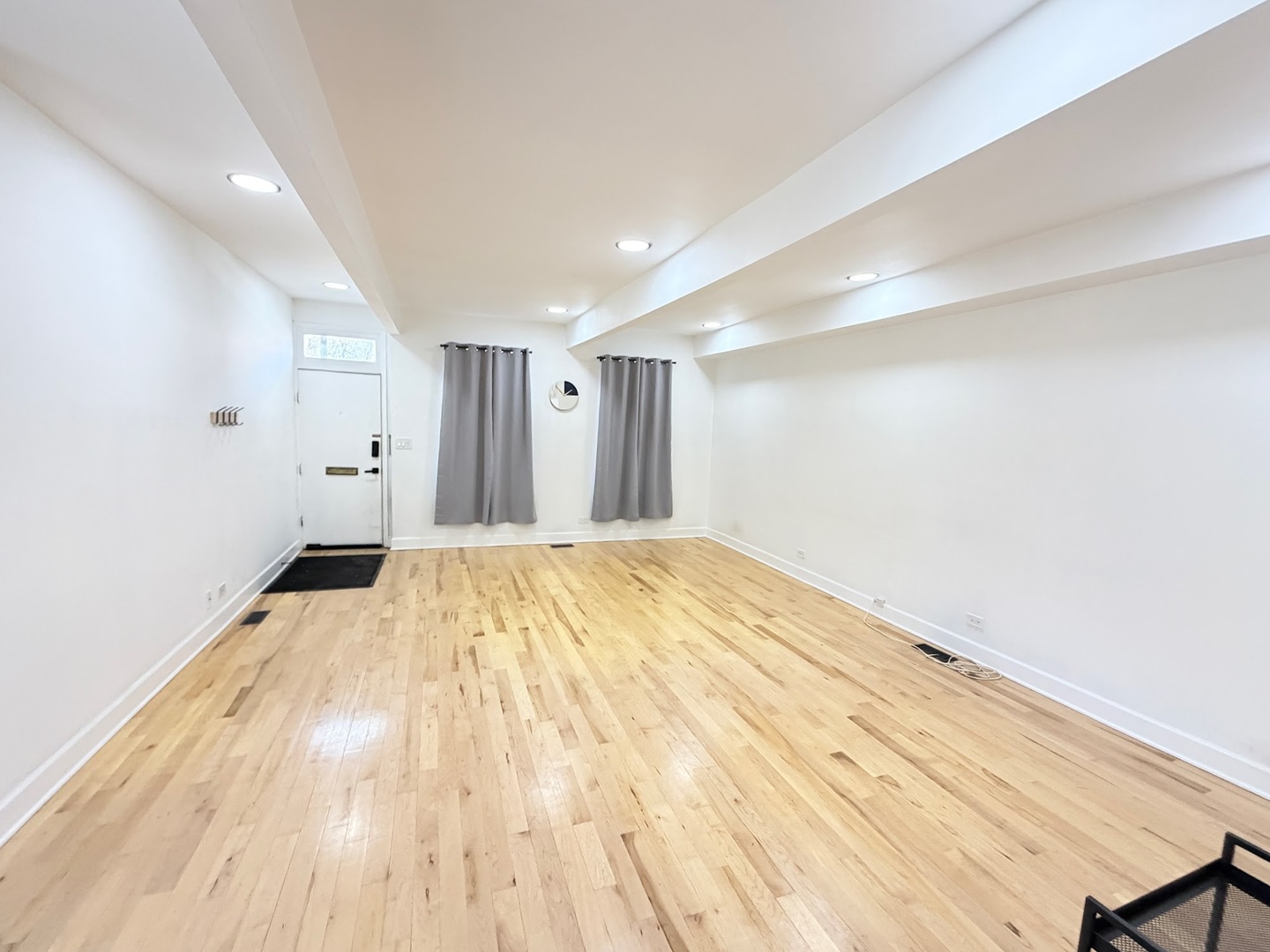 1945 W Thomas Street #1, Chicago, IL 60622