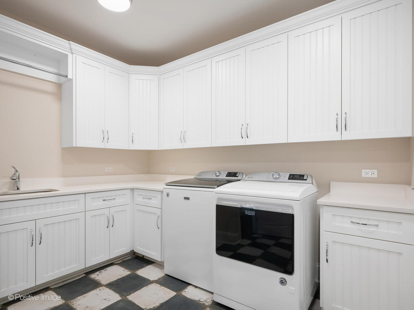 8363 Waterview Court, Burr Ridge, IL 60527