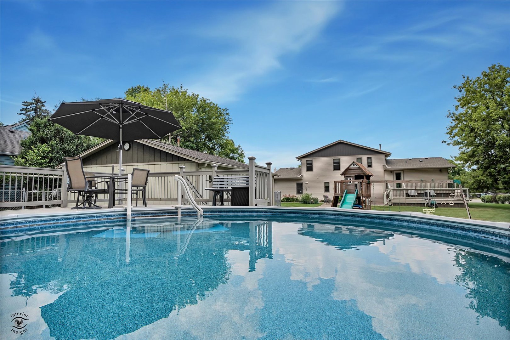 5701 Walnut Avenue, Downers Grove, IL 60516