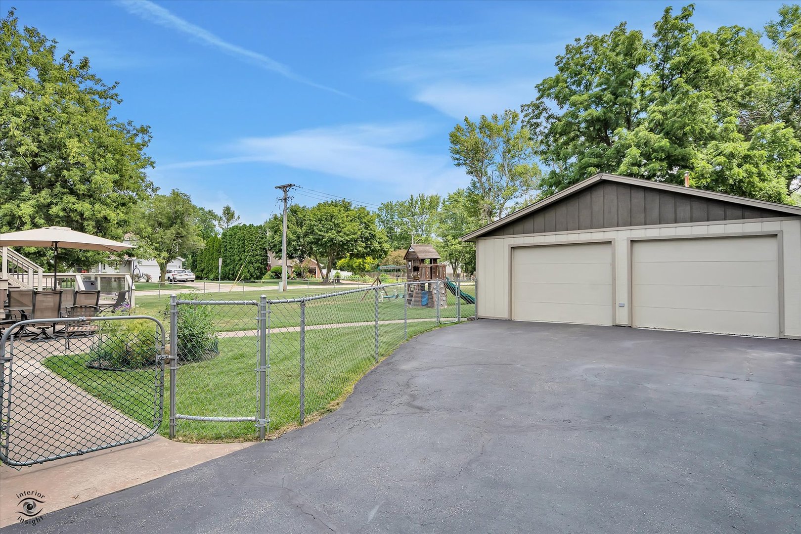 5701 Walnut Avenue, Downers Grove, IL 60516