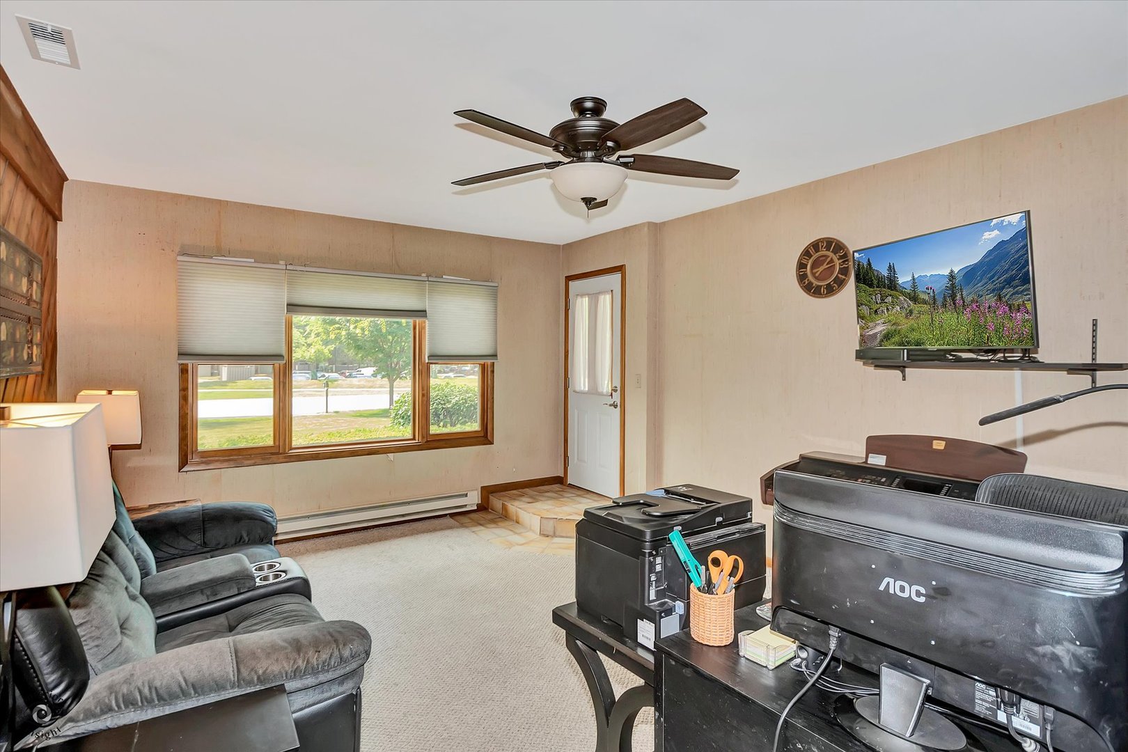 5701 Walnut Avenue, Downers Grove, IL 60516