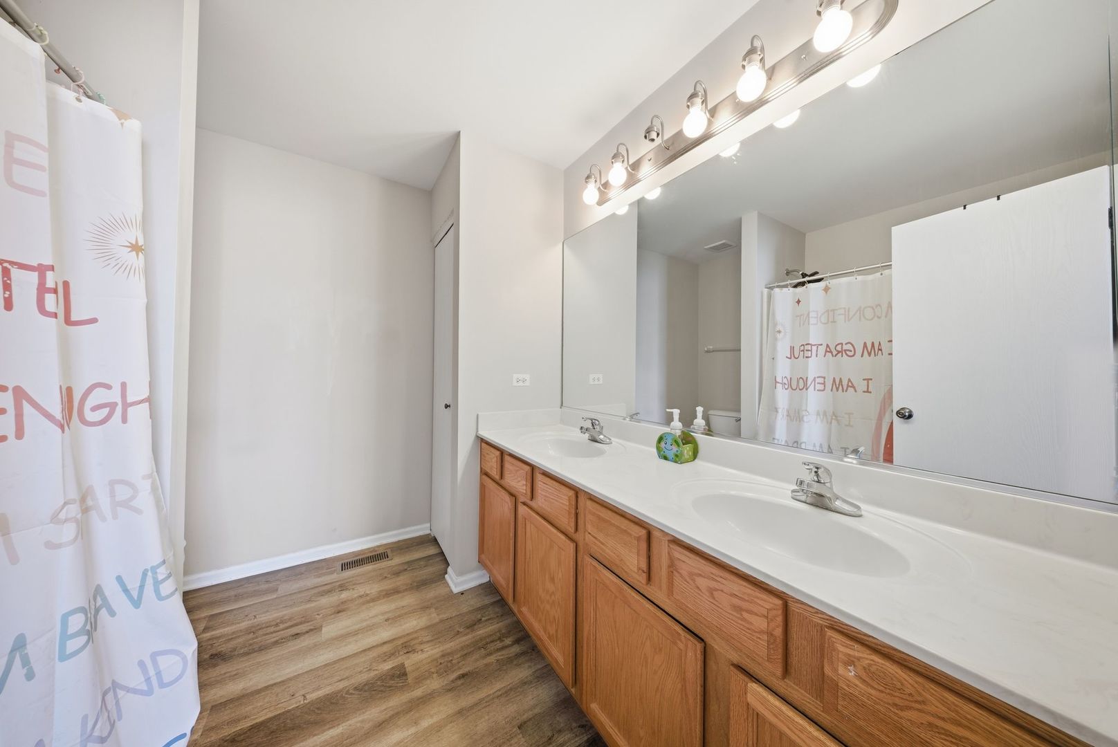 502 Kristen Street, Plano, IL 60545