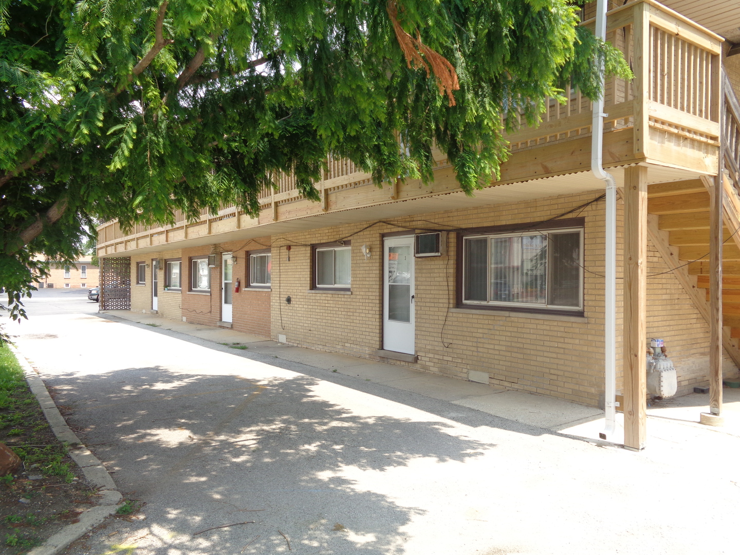 8817 S Roberts Road #5, Hickory Hills, IL 60457