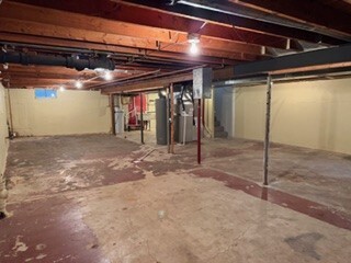 208 W State Street, North Aurora, IL 60542