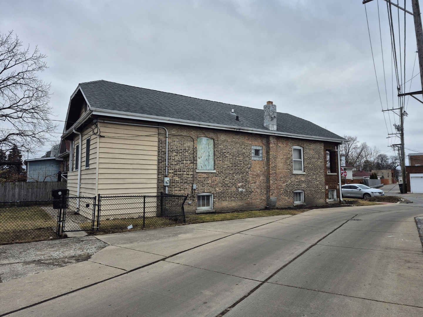 3425 Elmwood Avenue, Berwyn, IL 60402