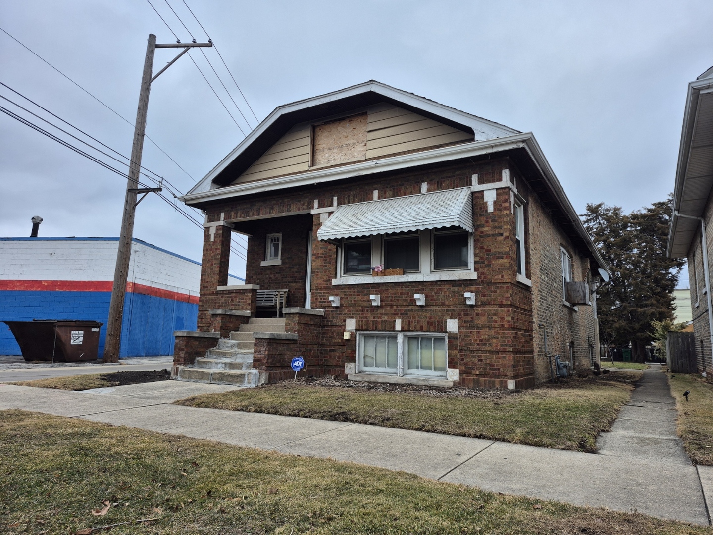 3425 Elmwood Avenue, Berwyn, IL 60402