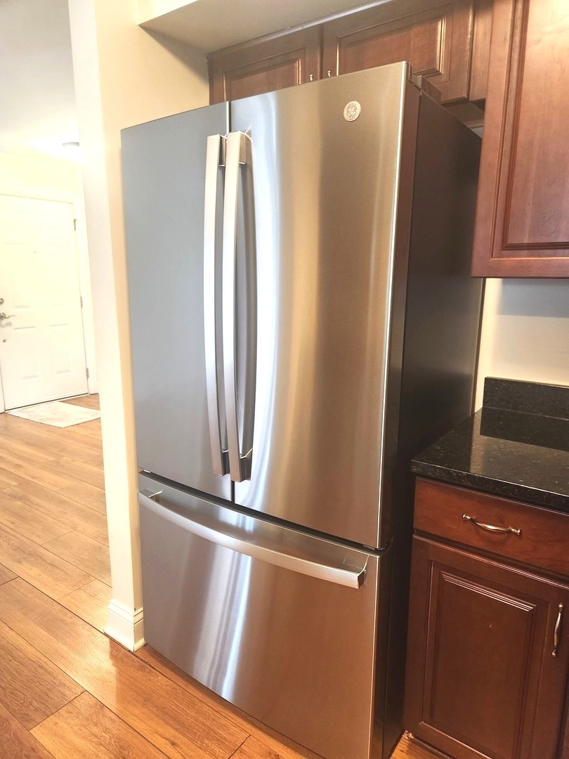 43 Foxcroft Boulevard #135, Naperville, IL 60565