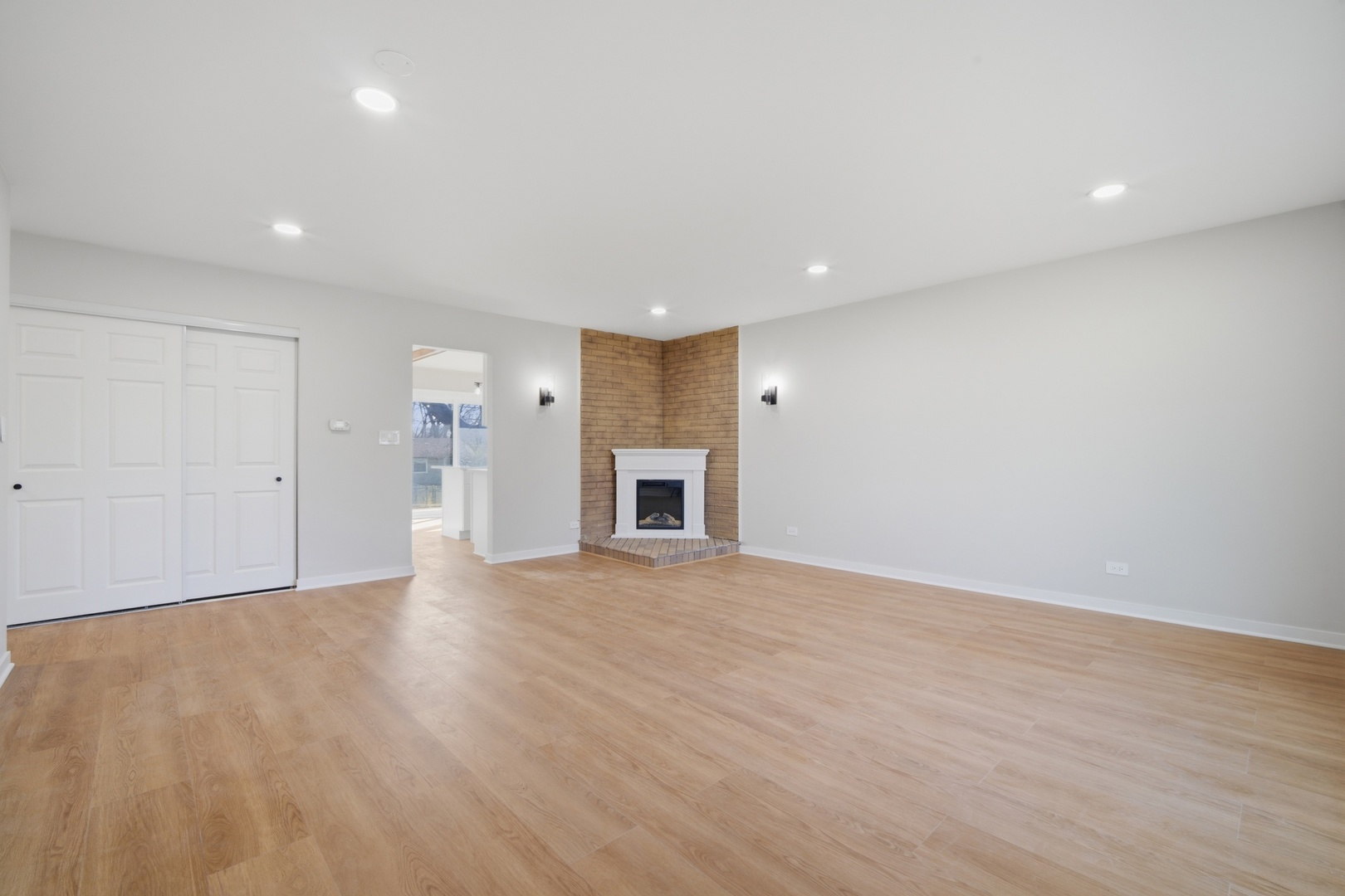 7873 Asbury Circle, Hanover Park, IL 60133