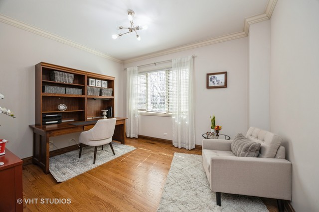 6100 Timber Ridge Court, Indian Head Park, IL 60525