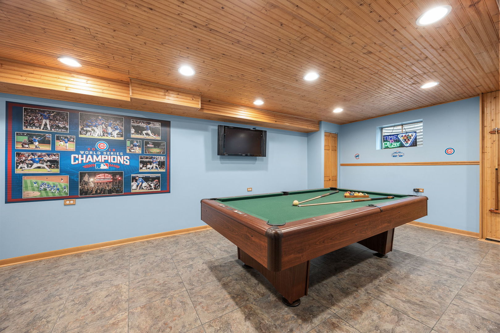 20W505 Elizabeth Street, Downers Grove, IL 60516