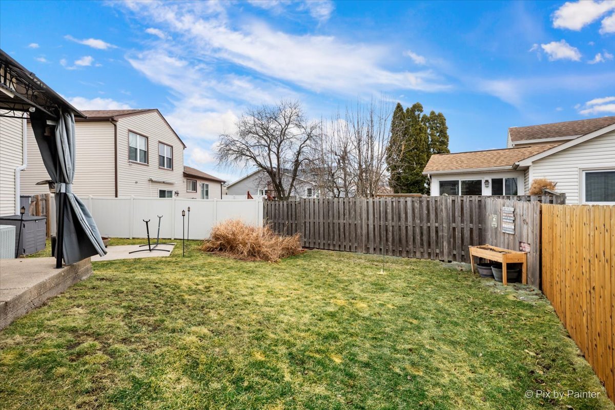 1751 Hemlock Drive, Glendale Heights, IL 60139