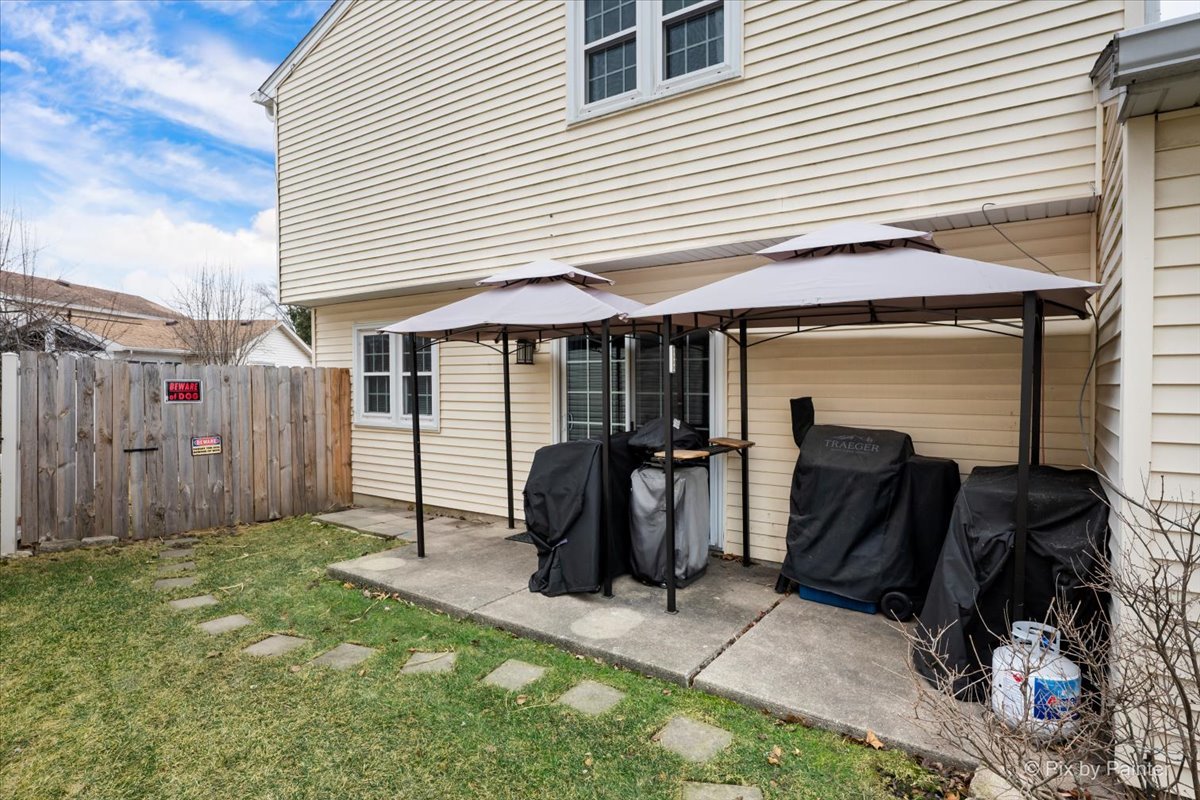 1751 Hemlock Drive, Glendale Heights, IL 60139