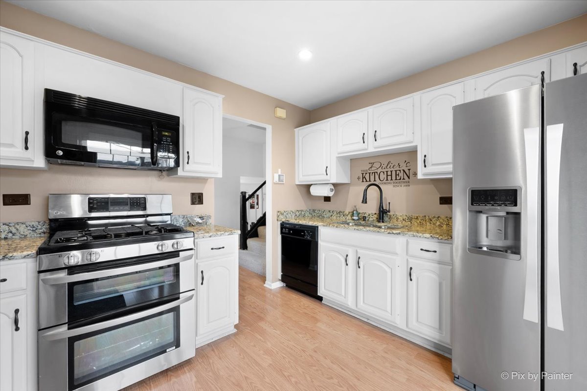 1751 Hemlock Drive, Glendale Heights, IL 60139