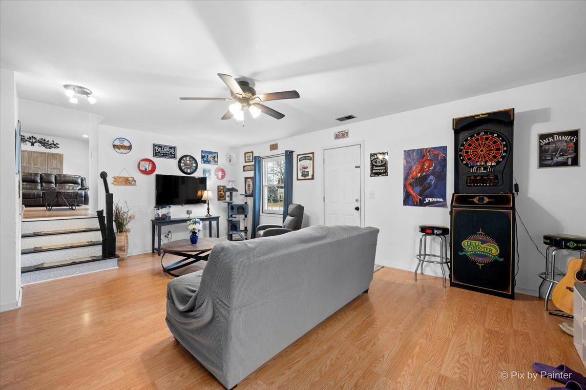 1751 Hemlock Drive, Glendale Heights, IL 60139