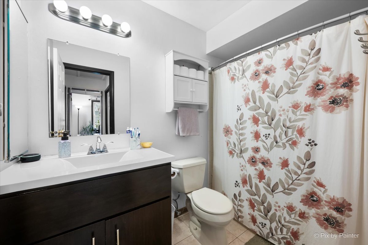 1751 Hemlock Drive, Glendale Heights, IL 60139