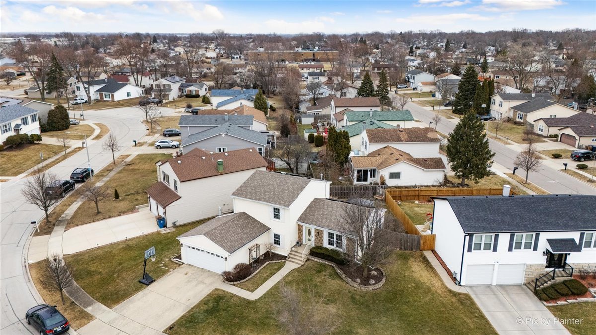 1751 Hemlock Drive, Glendale Heights, IL 60139