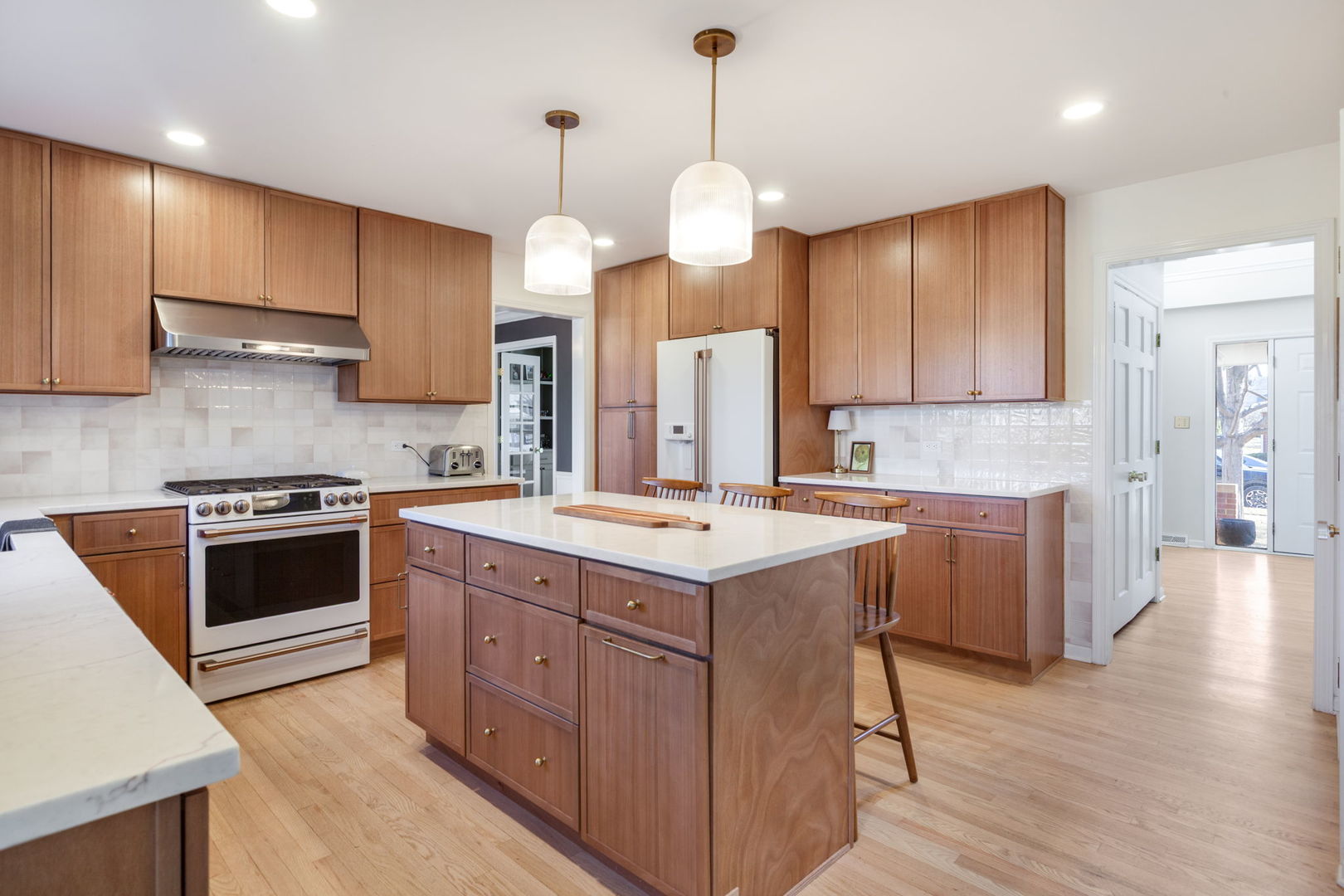 210 Rugeley Road, Western Springs, IL 60558