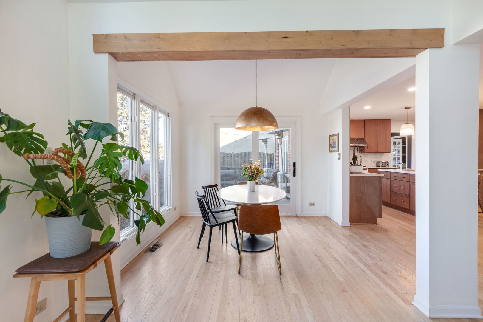 210 Rugeley Road, Western Springs, IL 60558