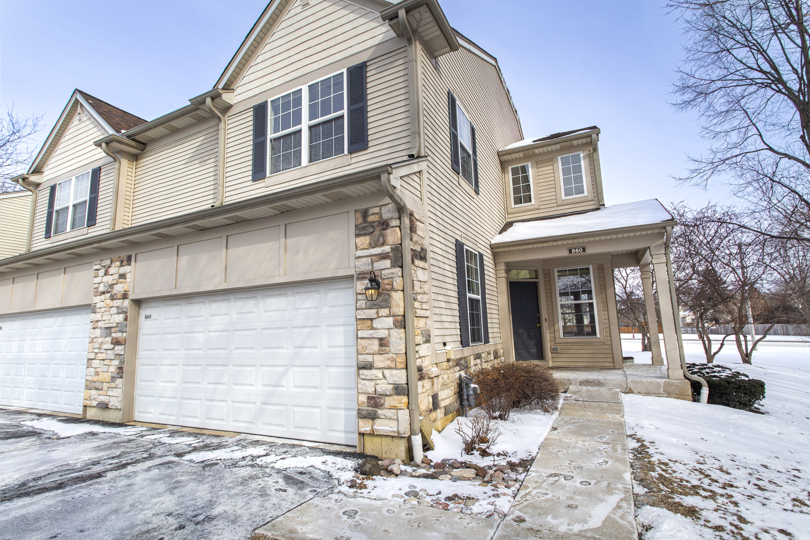 860 Amelia Court, Grayslake, IL 60030