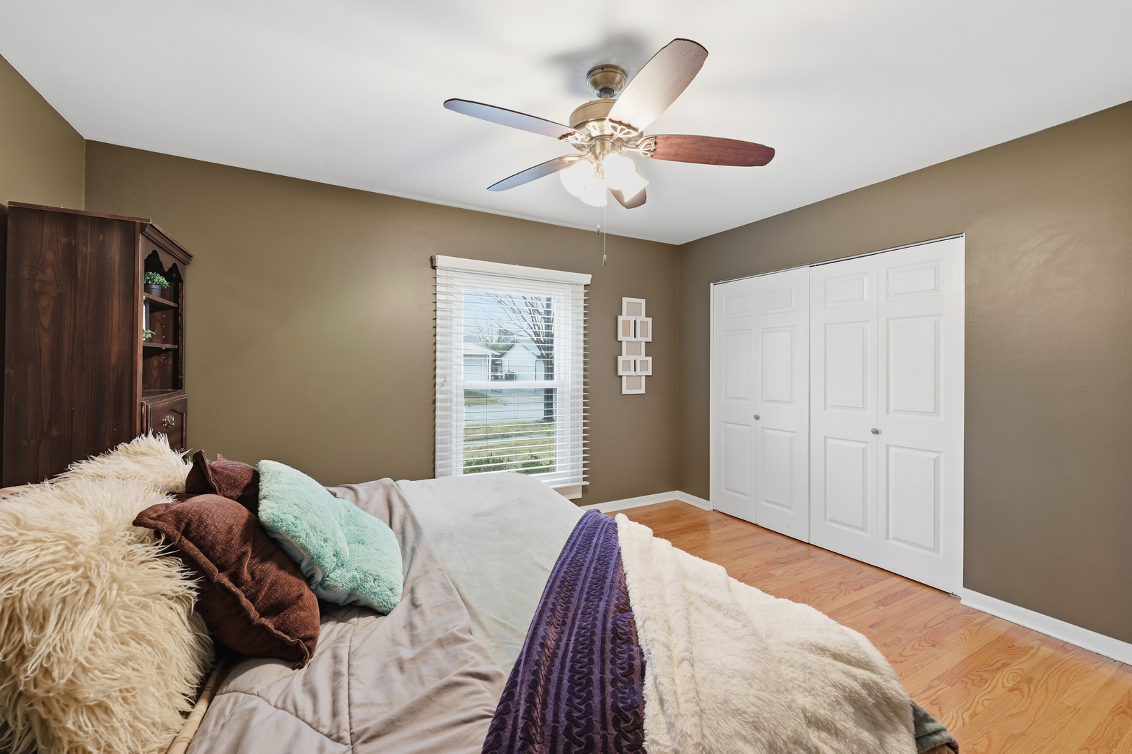 1106 Lovell Court, Elk Grove Village, IL 60007