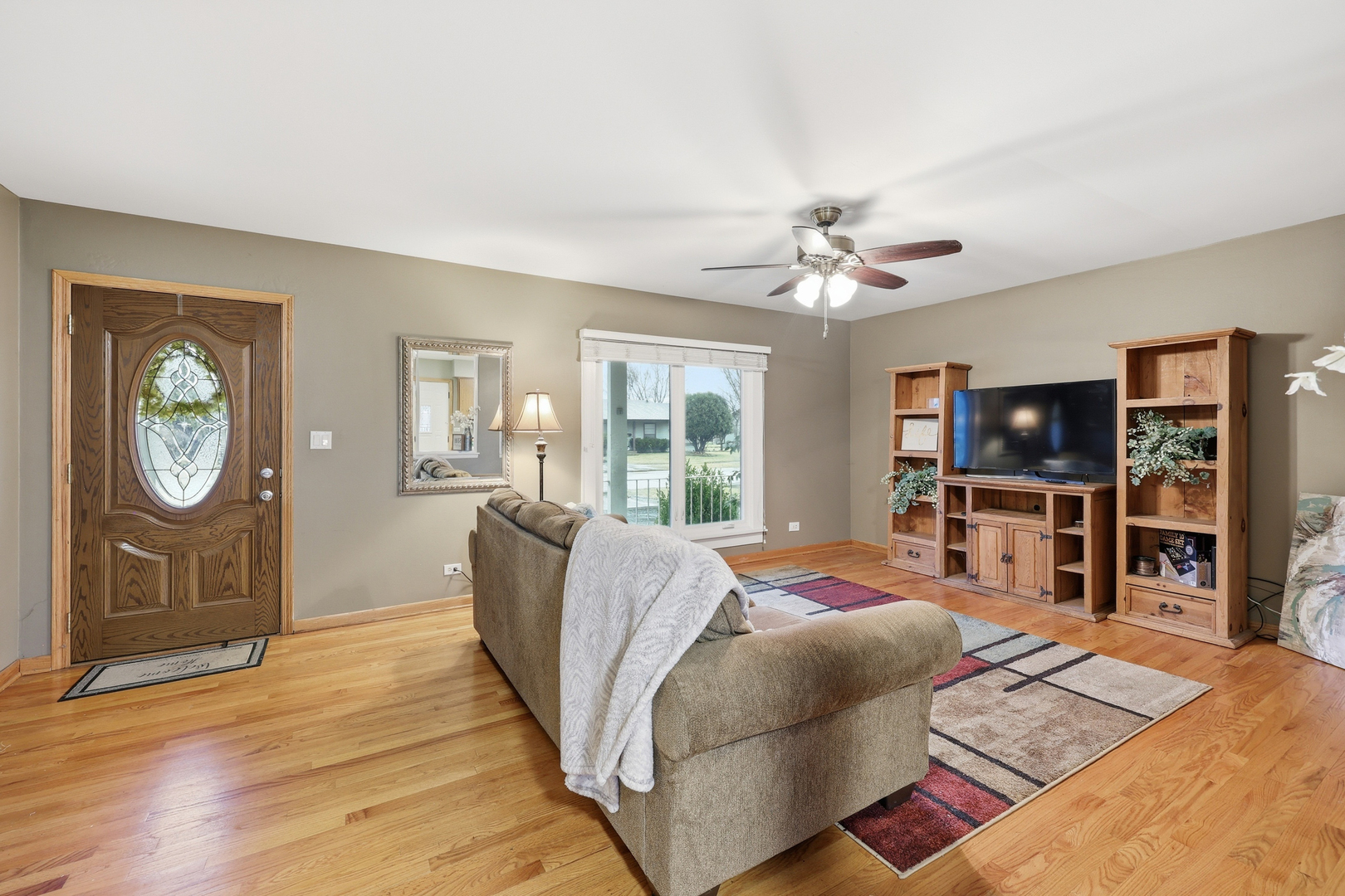 1106 Lovell Court, Elk Grove Village, IL 60007