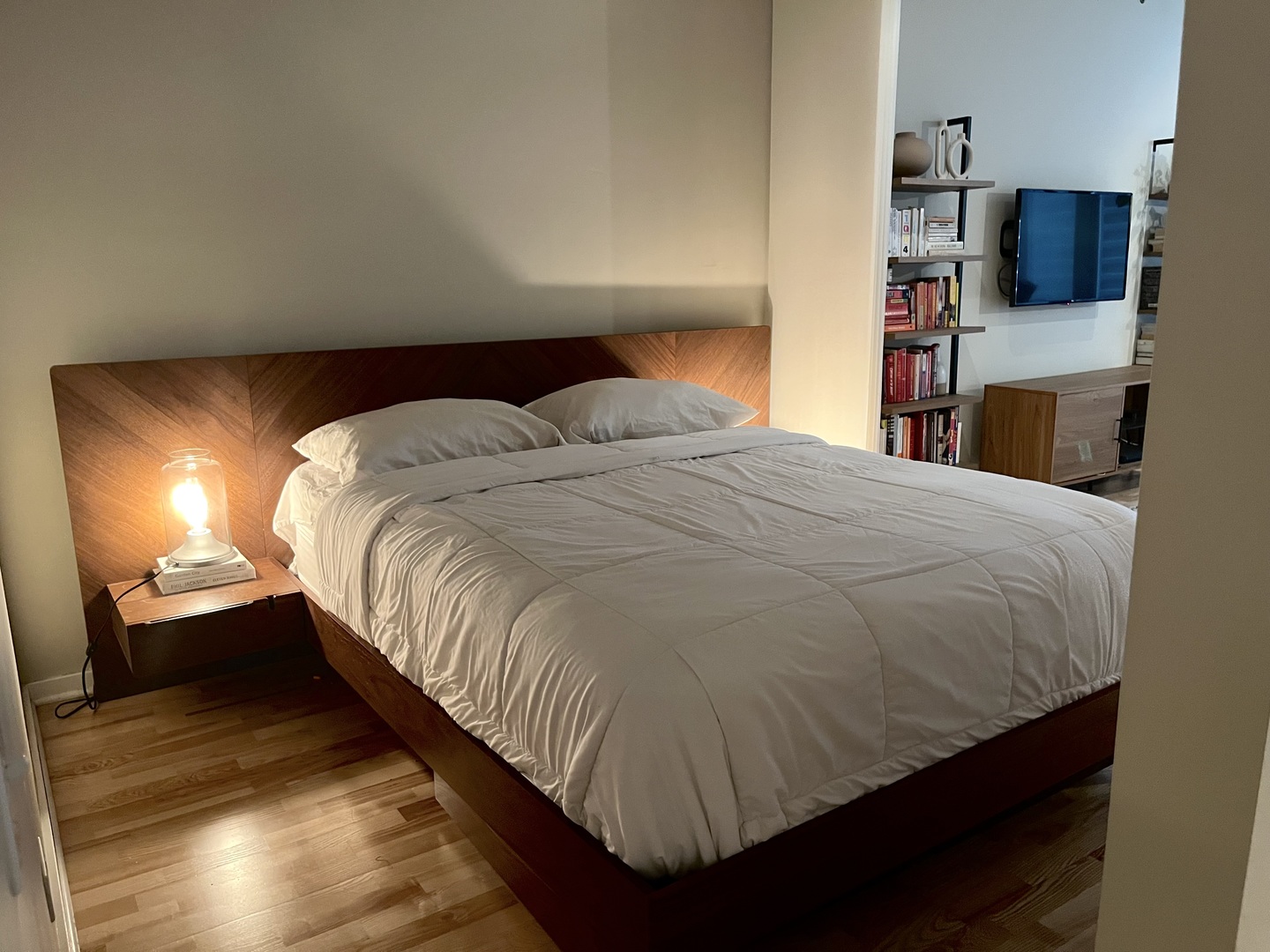 659 W Randolph Street #1217, Chicago, IL 60661