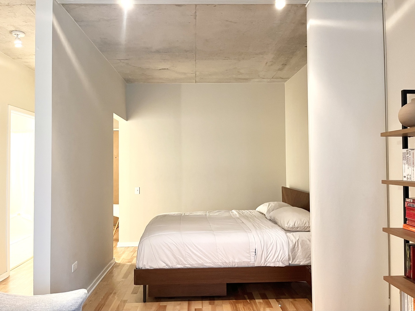 659 W Randolph Street #1217, Chicago, IL 60661