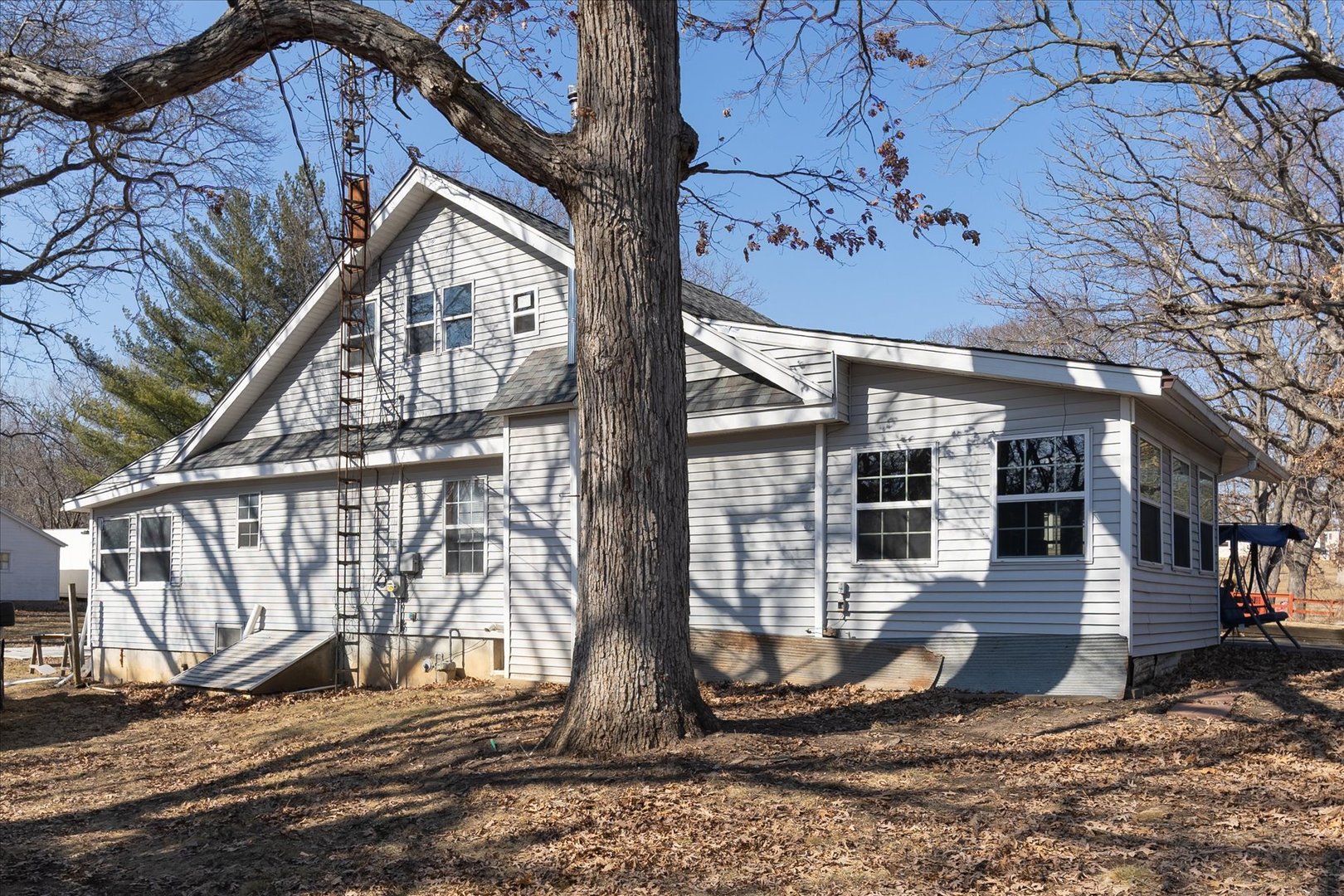 609 N Lincoln Street, Utica, IL 61373