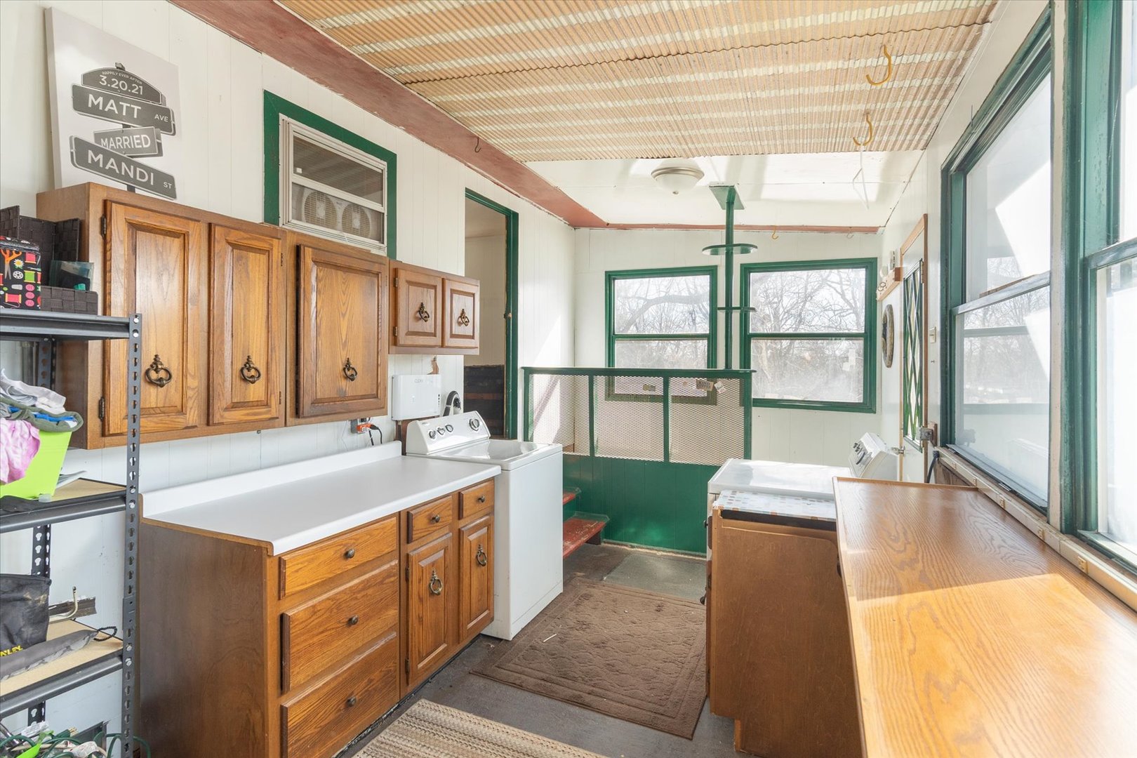 609 N Lincoln Street, Utica, IL 61373