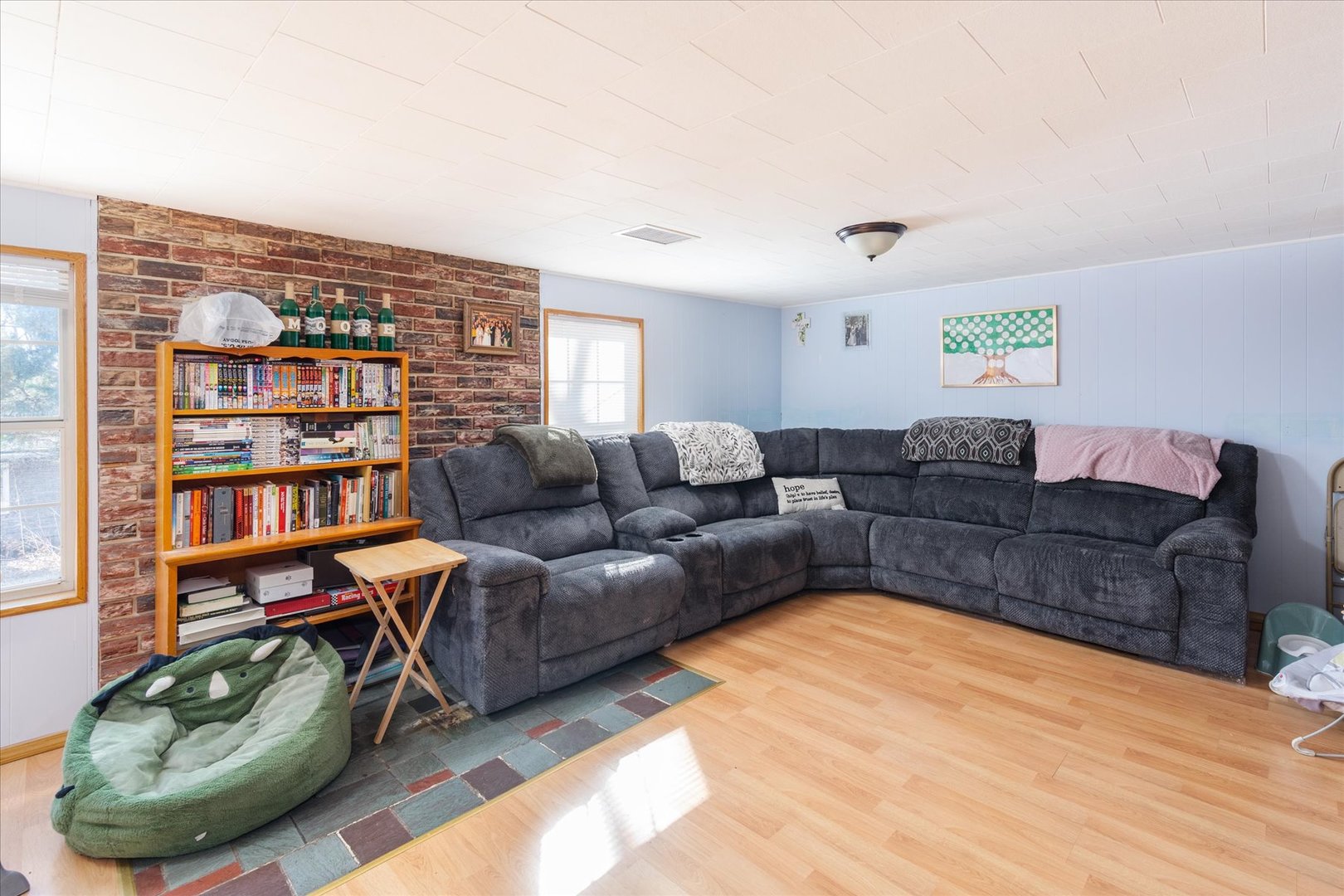 609 N Lincoln Street, Utica, IL 61373