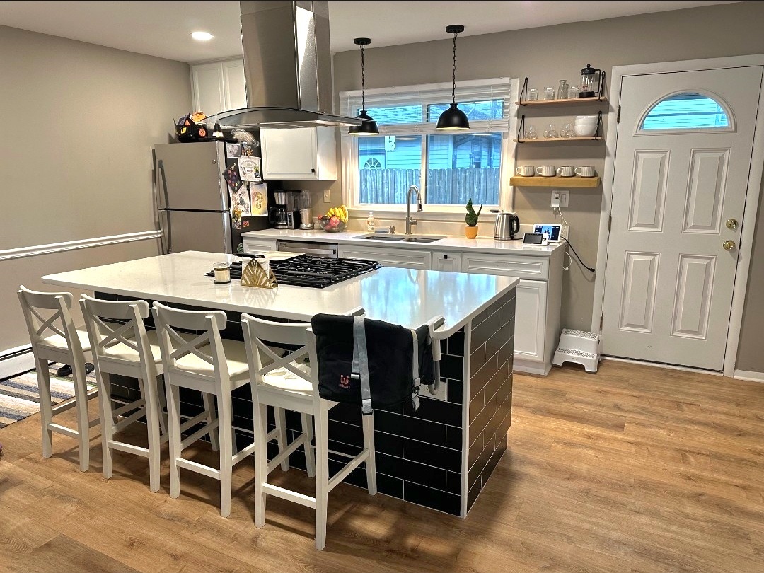 519 Oakwood Drive, Grayslake, IL 60030