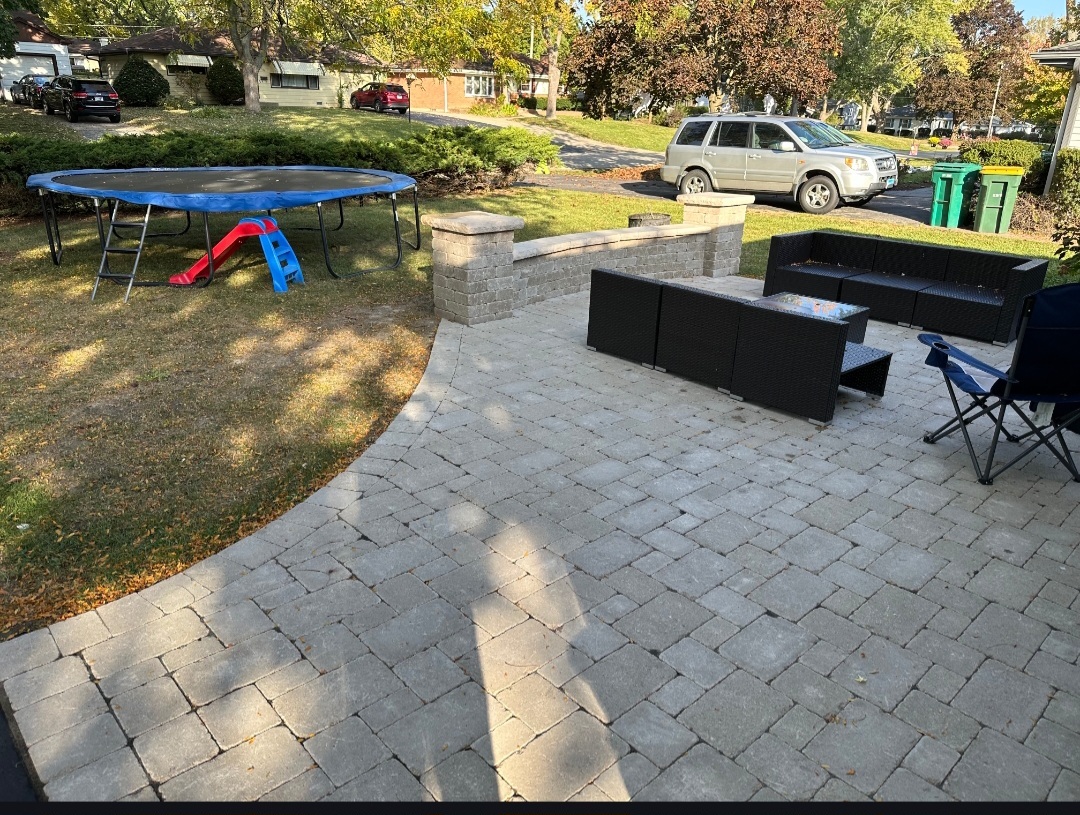 519 Oakwood Drive, Grayslake, IL 60030